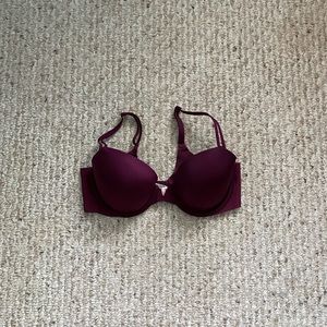 Victoria's secret bra (2 for 20$)